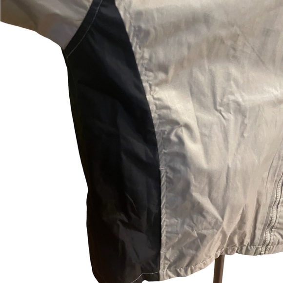 Brand new lightweight jacket by I5 apparel. - Picture 6 of 7